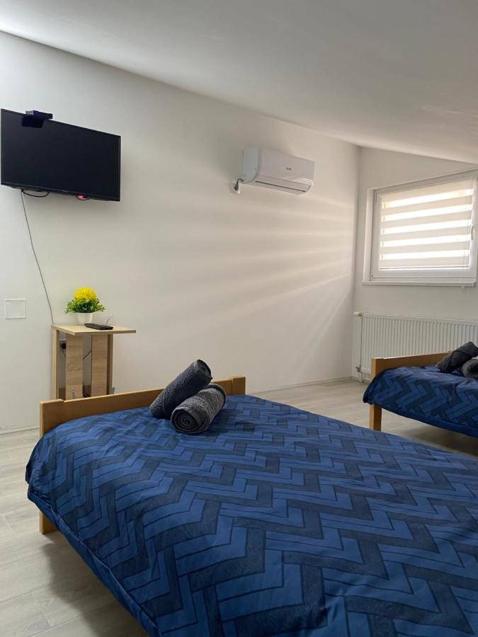 Lotus House Διαμέρισμα Ζρένιανιν Εξωτερικό φωτογραφία