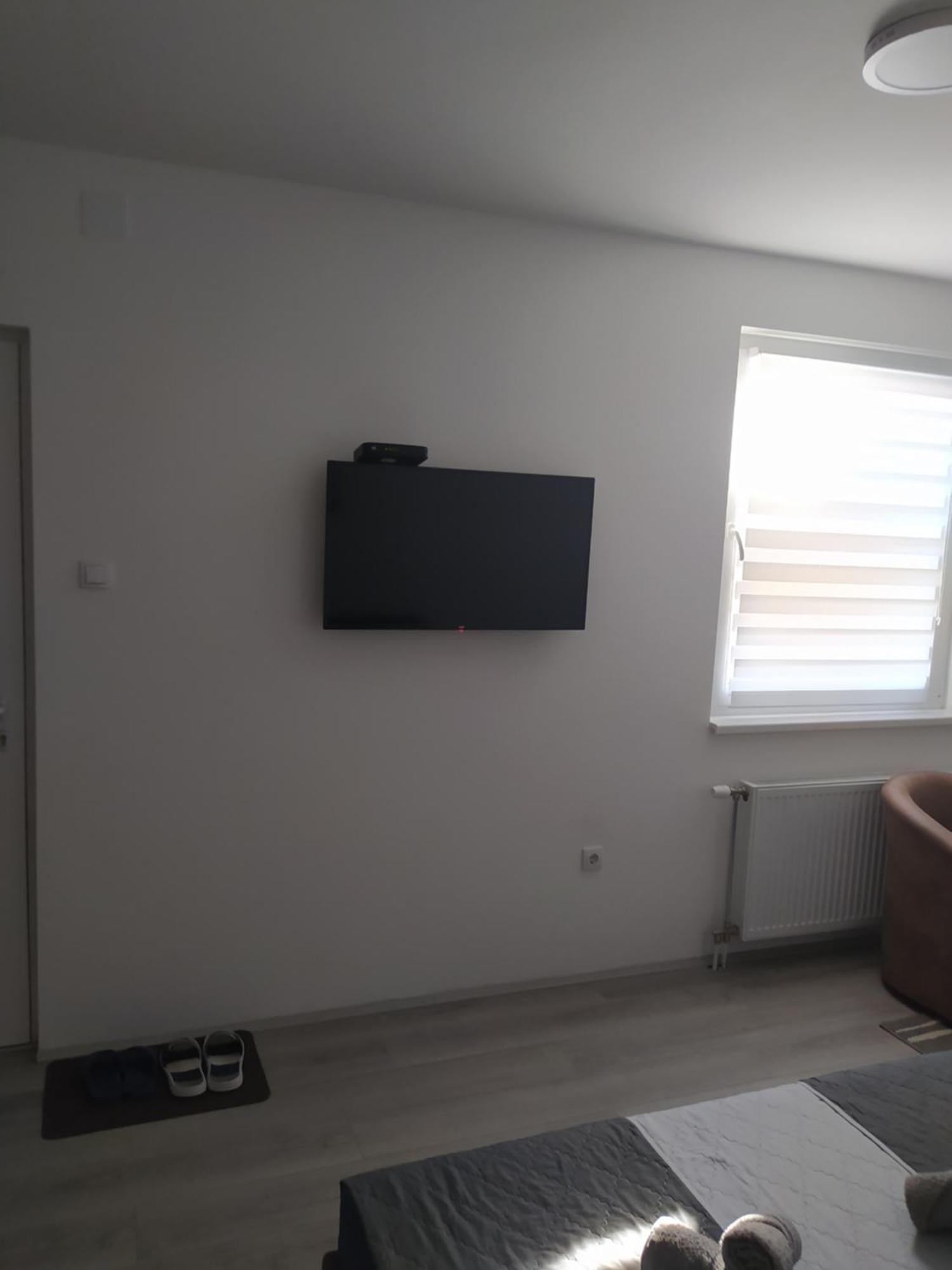 Lotus House Διαμέρισμα Ζρένιανιν Εξωτερικό φωτογραφία